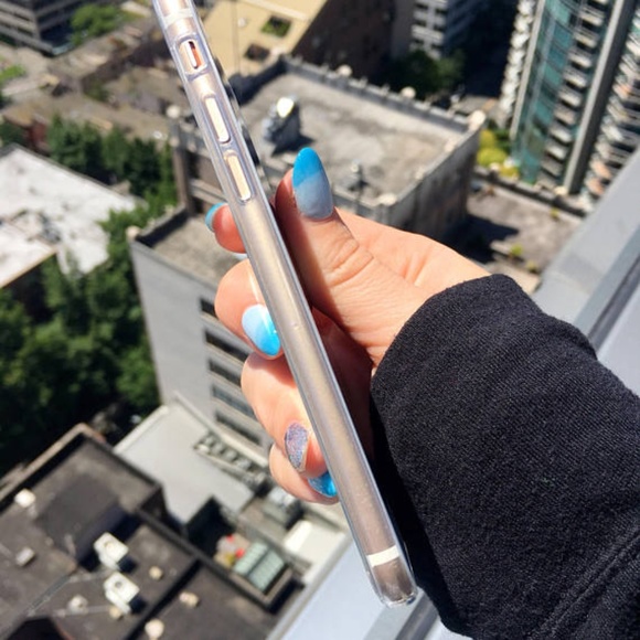 iPhone Holographic Soft Case - Picture 3 of 4